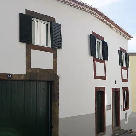 Alamos Charming - View *